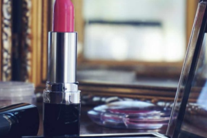 Top Color The World Lipstick